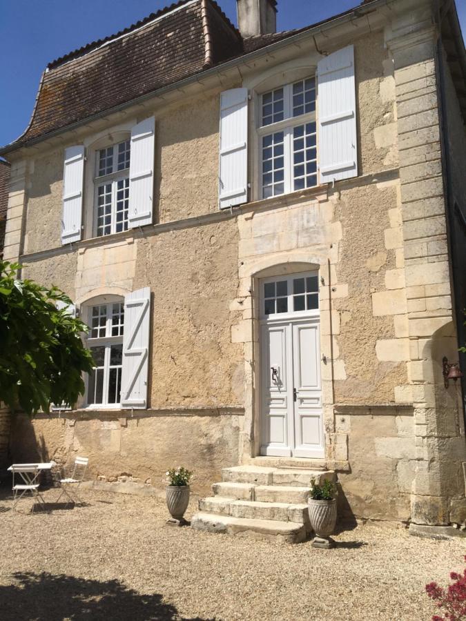 Le Petit Logis Bed & Breakfast Rouillac  Exterior photo